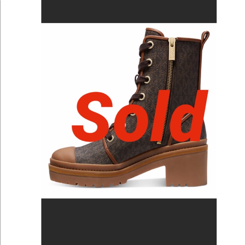 MICHAEL KORS COREY LOGO COMBAT BOOT